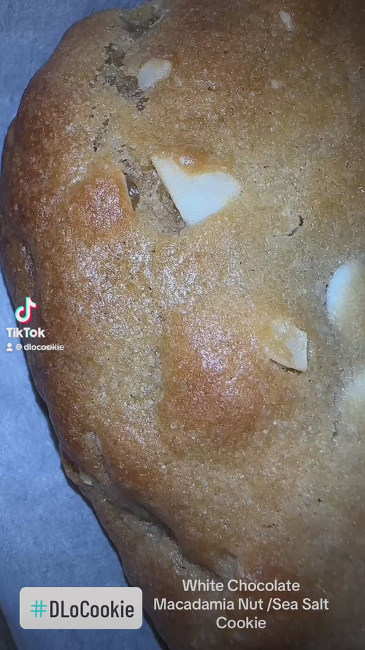 White Chocolate Macadamia Nut