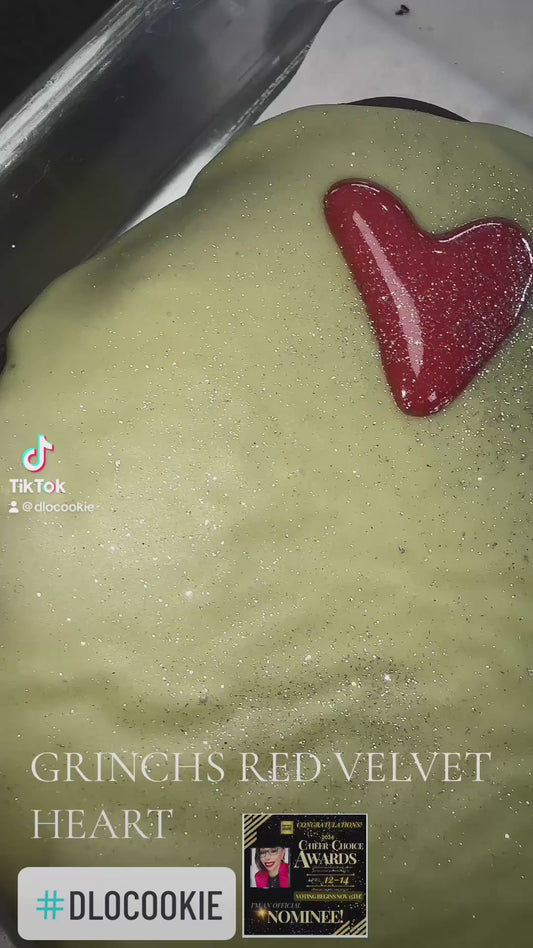 Grinch’s Red Velvet CookieCake
